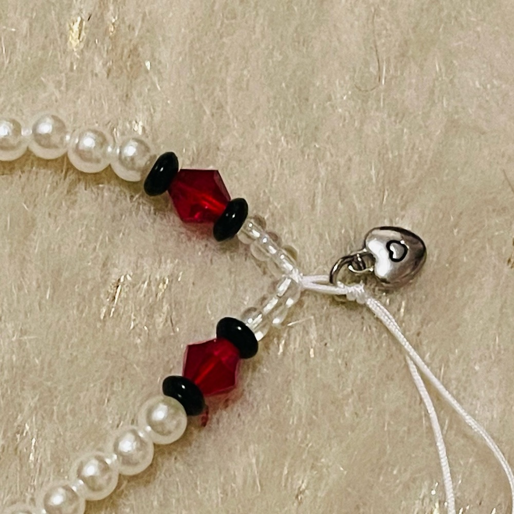 Phone String! Red Crystal Hearts! ❤️❤️ - Picture 7 of 7